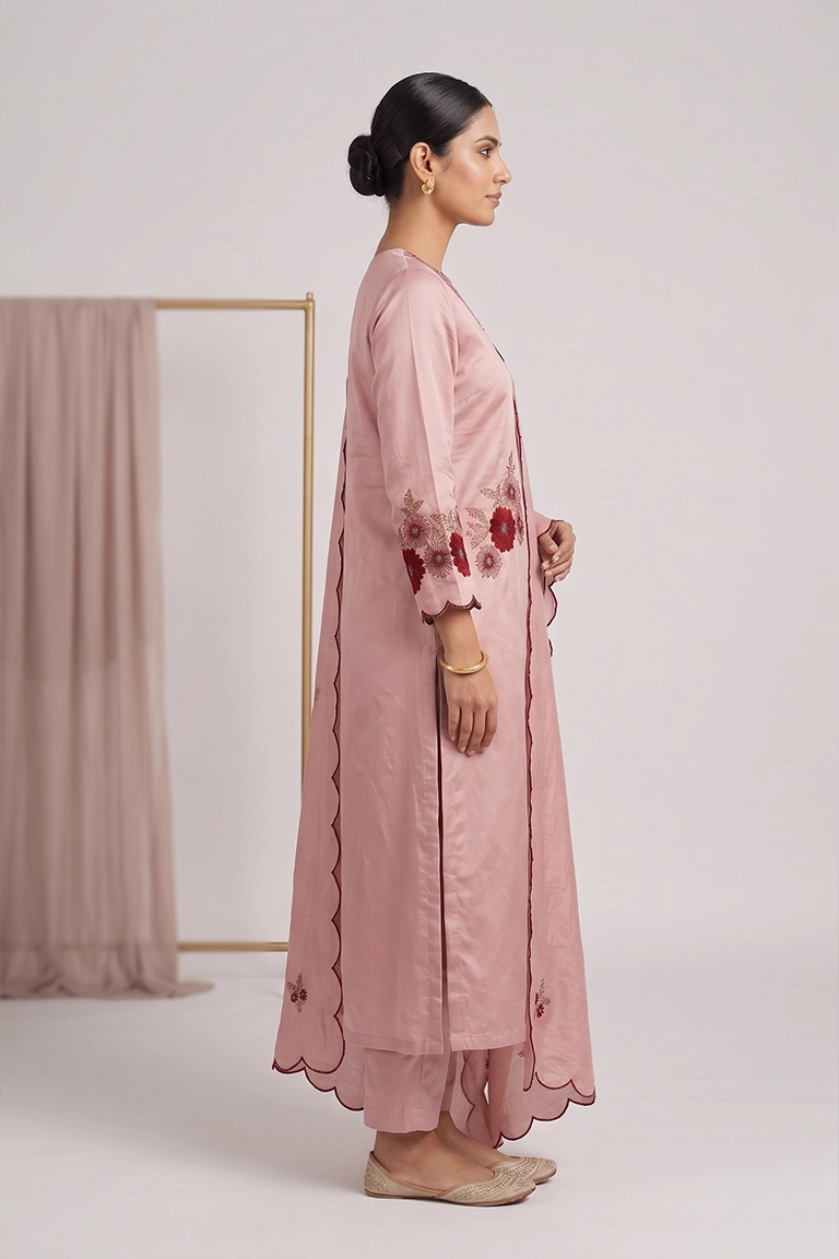 Blush Pink Embroidered Co-ord Set with Embroidered Dupatta - Image 2