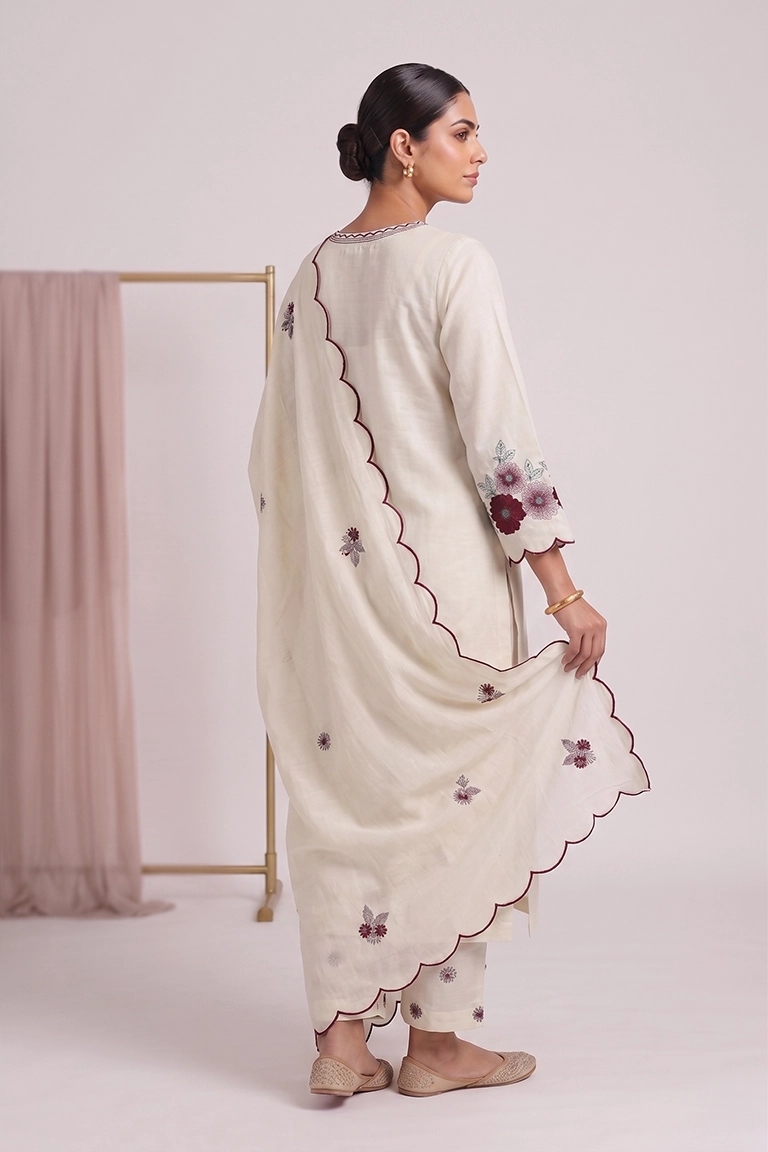 Ivory Embroidered Co-ord Set with Embroidered Dupatta - Image 2